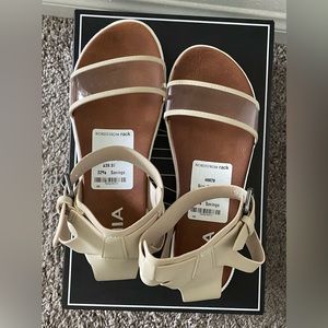 Mia Clear Taupe White Platform Flatform Sandals with Ankle Strap, Sz 6